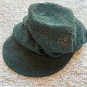 Vivienne Westwood Green newsboy cap